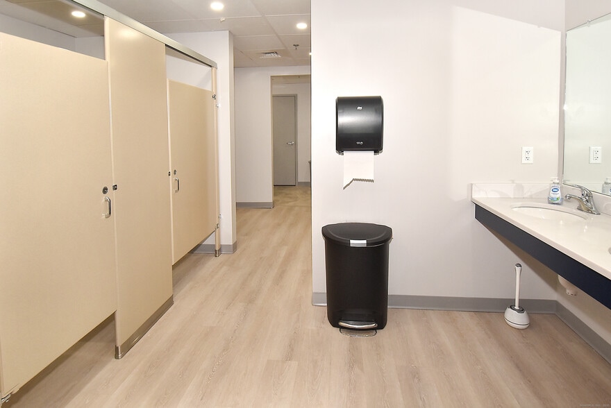 More Photos Of 55 Lower Butcher Rd, Ellington Sports And Entertainment For Sale