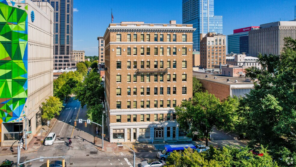More Photos Of 127 W Hargett St, Raleigh Loft Creative Space For Lease