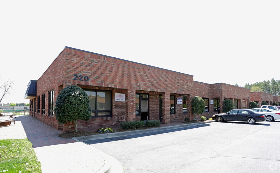Primary Photo Of 220 Westinghouse Blvd, Charlotte Office For Sale