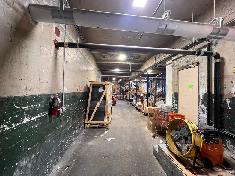 More Photos Of 1431 Cromwell Ave, Bronx Industrial For Sale
