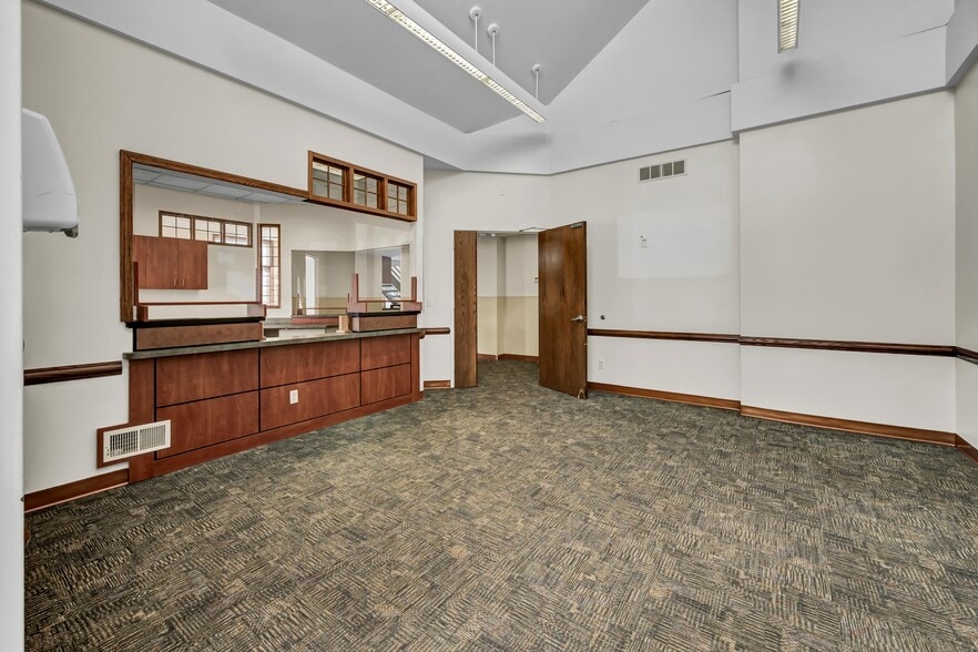 More Photos Of 48 Route 6, Yorktown Heights Medical For Sale