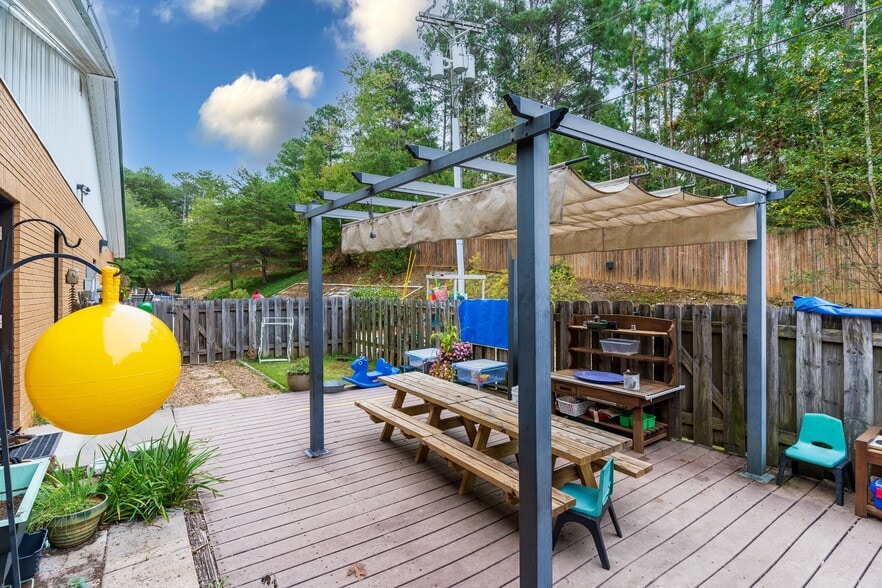 More Photos Of 2145 Collins Hill Rd, Lawrenceville Schools For Sale