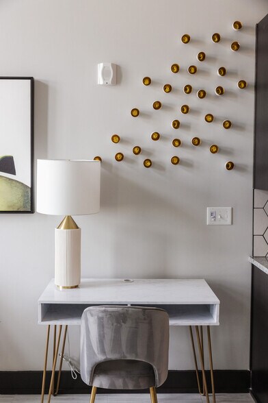 More Photos Of 1425 Winnifred St, Charlotte Apartments For Lease