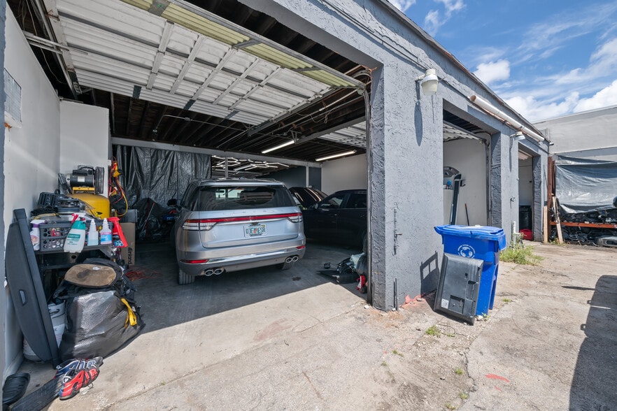 More Photos Of 724-732 NW 8th Ave ave, Fort Lauderdale Industrial For Sale