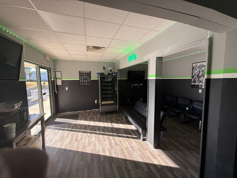 More Photos Of 524 Red Lane Rd, Birmingham Medical For Lease