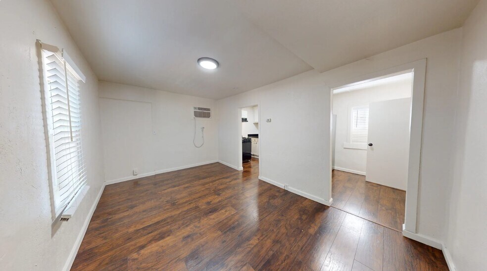 More Photos Of 2715 Twin View Blvd, Shasta Lake Multifamily For Sale