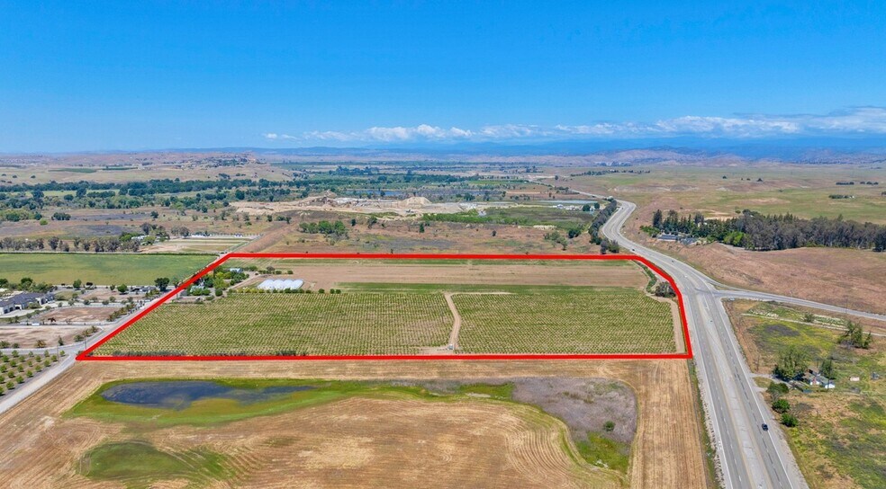 More Photos Of 12800 Old Friant rd, Fresno Land For Sale