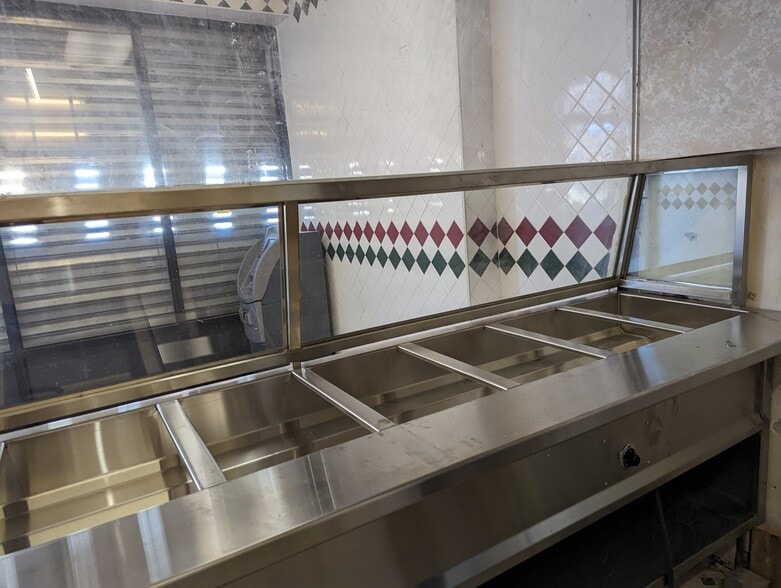 More Photos Of 6142 Lansdowne Ave, Philadelphia Restaurant For Lease
