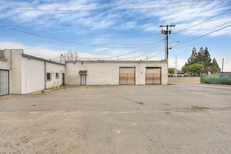 More Photos Of 236 S Riverside Ave, Rialto Freestanding For Sale