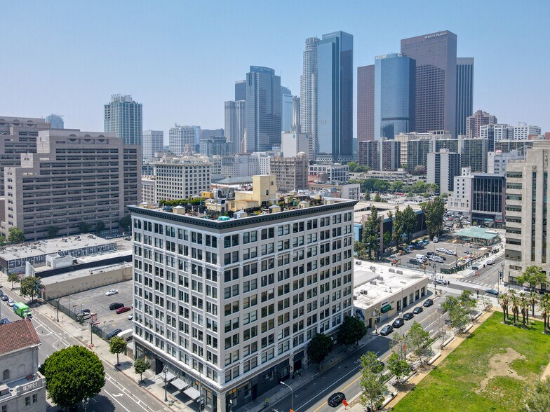 More Photos Of 108 W 2nd St, Los Angeles Apartments For Sale