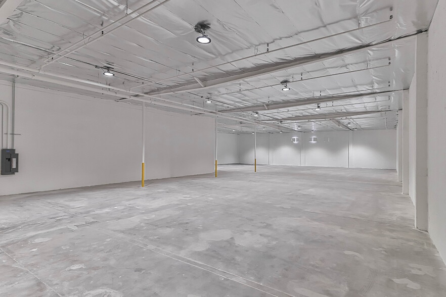 More Photos Of 7410-7428 Bellaire Ave, North Hollywood Warehouse For Sale