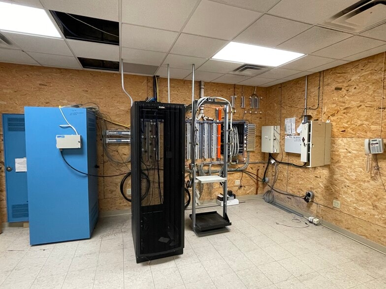 More Photos Of 630 Kolter Dr, Indiana Office For Sale