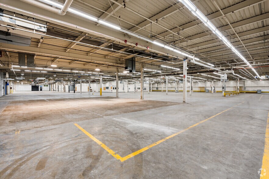 More Photos Of 500 Bic Dr, Milford Warehouse For Lease