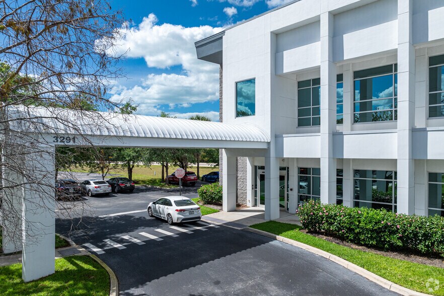 More Photos Of 3291 Woods Edge Pky, Bonita Springs Medical For Sale