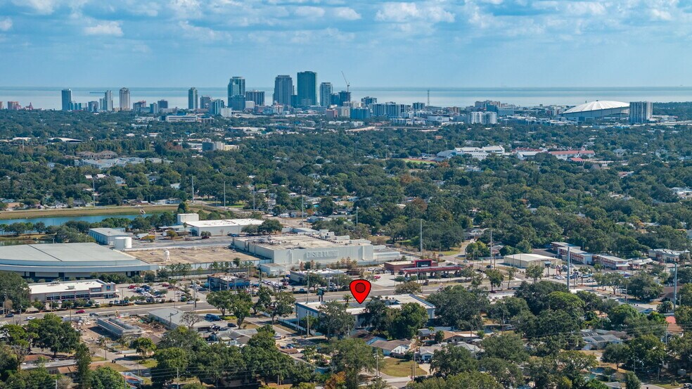 More Photos Of 1400 34th St N, Saint Petersburg Hotel For Sale