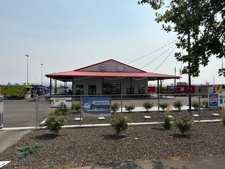 More Photos Of 6120 Burden Blvd, Pasco Fast Food For Sale