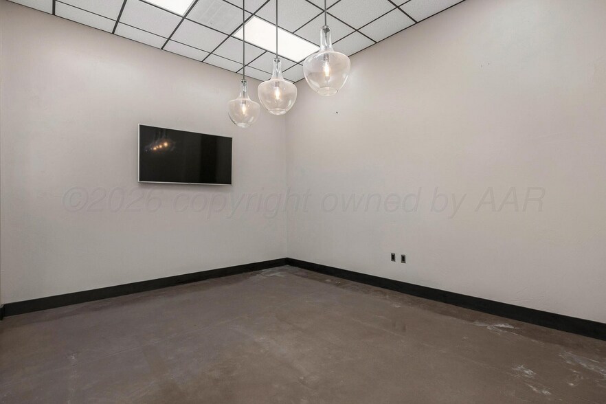 More Photos Of , Amarillo General Retail For Sale