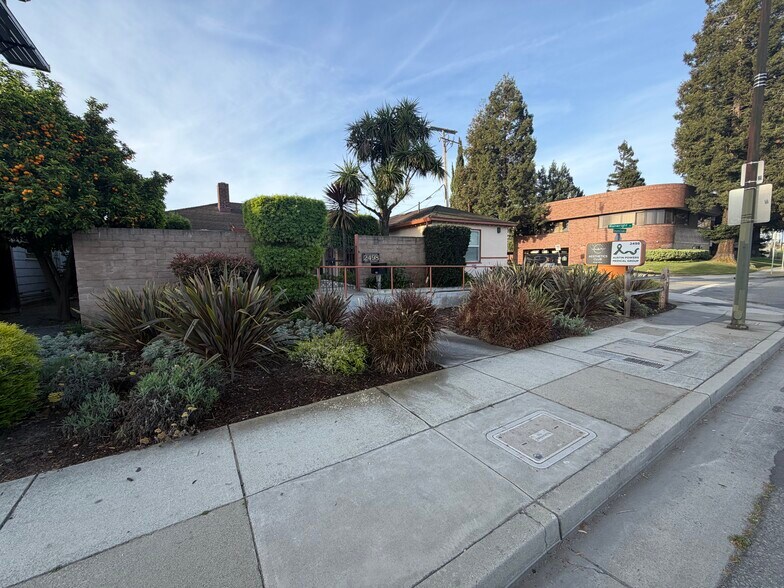 More Photos Of 2498 Stevens Creek Blvd, San Jose Medical For Sale