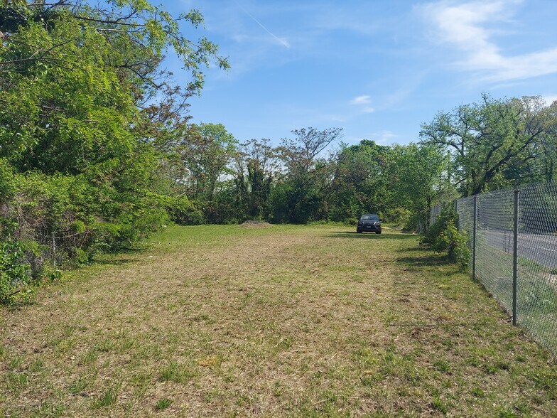 More Photos Of 4600 Southern Ave SE, Washington Land For Sale