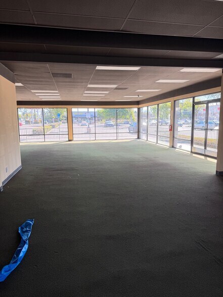 More Photos Of 180 Imperial Hwy, Fullerton Freestanding For Lease