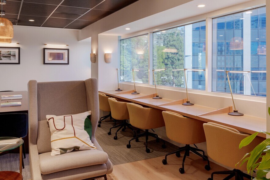 More Photos Of 9229 W Sunset Blvd, West Hollywood Coworking Space