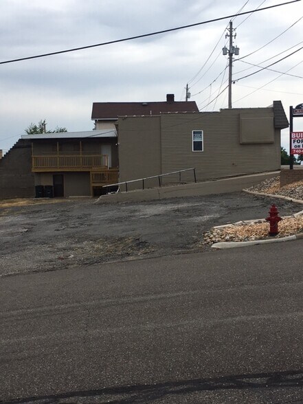 More Photos Of 532 Main St, Wintersville Freestanding For Lease