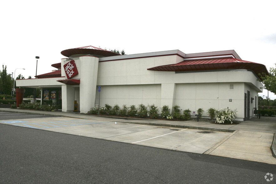 More Photos Of 7455 NE Imbrie Dr, Hillsboro Fast Food For Sale