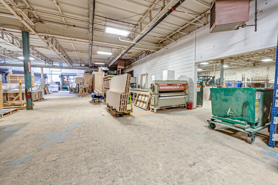 More Photos Of 185 Dixon Ave, Amityville Manufacturing For Sale