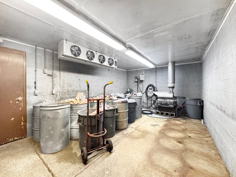 More Photos Of 151 Slaughter House Rd, Claysburg Warehouse For Sale