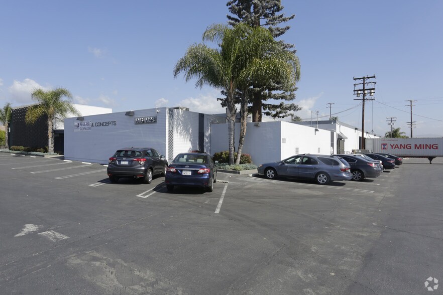 Primary Photo Of 4916-4930 Santa Anita Ave, El Monte Warehouse For Lease