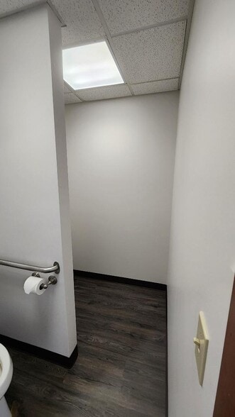 More Photos Of 1861 Old Granart Rd, Sugar Grove Warehouse For Lease