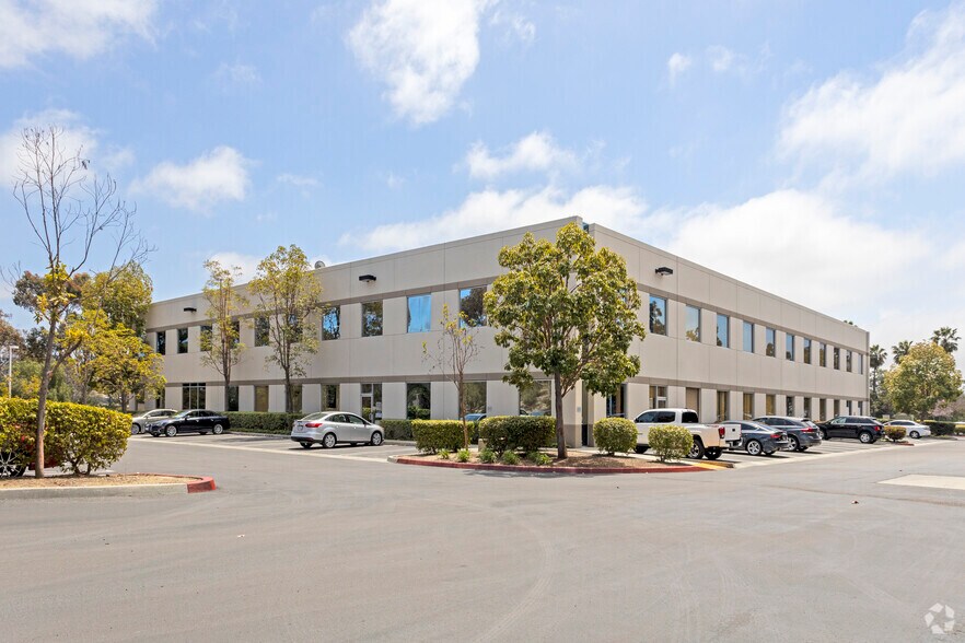 More Photos Of 3220 Executive Ridge, Vista Office For Lease