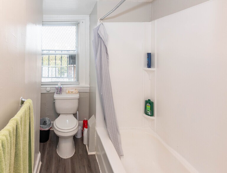 More Photos Of 50 W Biddle St, Baltimore Apartments For Sale