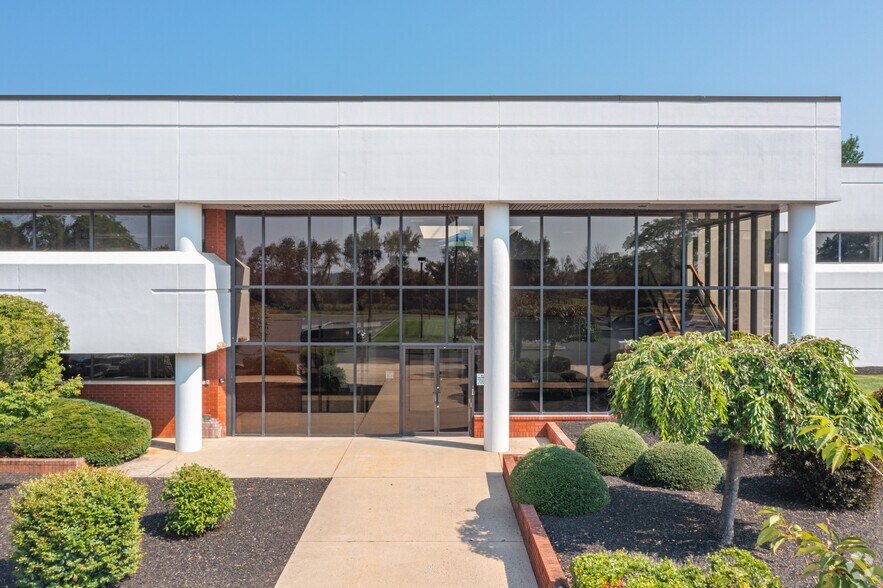 More Photos Of 1900 AM Dr, Quakertown Medical For Sale