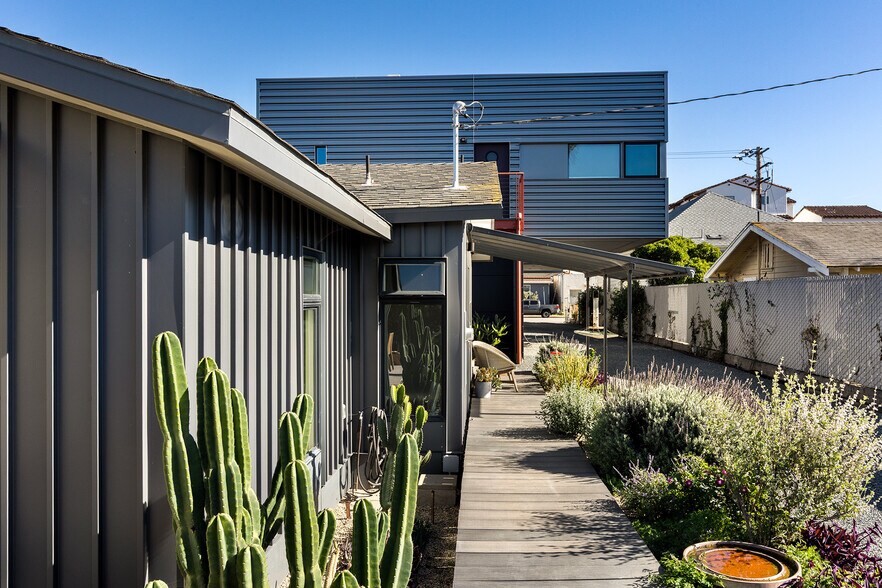 More Photos Of 161 N Garden St, Ventura Apartments For Sale