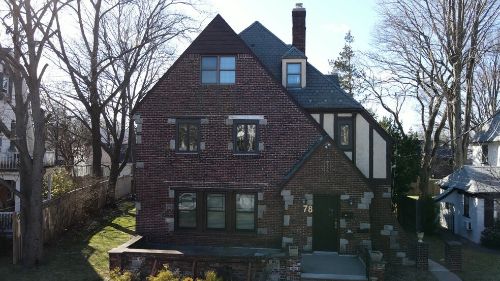 More Photos Of 78 Hart Blvd, Staten Island Rehabilitation Center For Lease