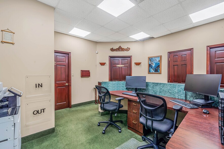 More Photos Of 201 Portion Rd, Ronkonkoma Loft Creative Space For Lease