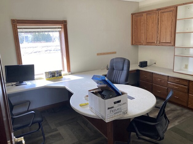 More Photos Of N911 Julius Dr, Greenville Flex For Sale