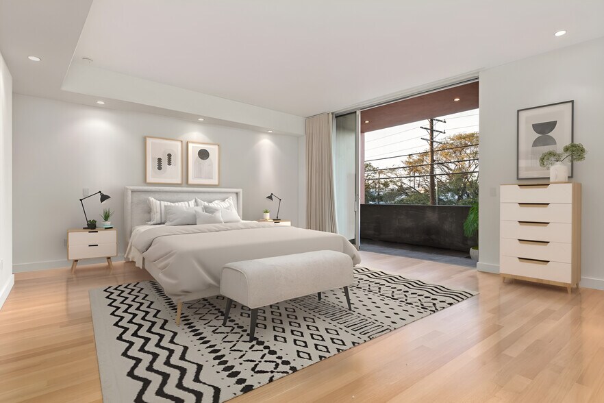 More Photos Of 1015 Abbot Kinney Blvd, Venice Office Residential For Sale