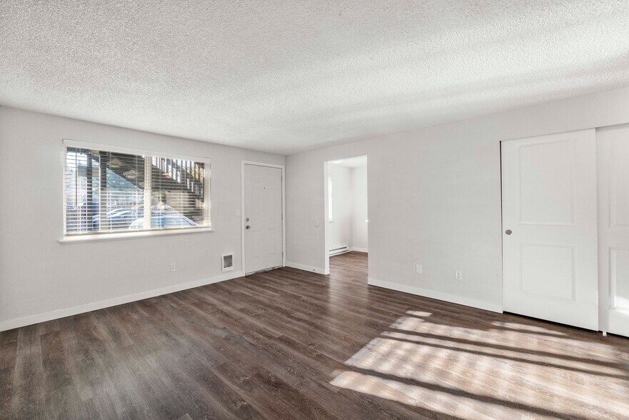 More Photos Of 5211-5219 E 96th St, Tacoma Apartments For Sale