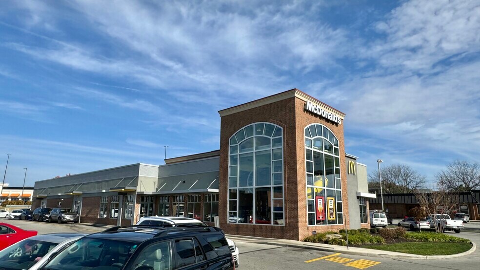 More Photos Of 4141 Heritage Center Dr, Copley Freestanding For Sale