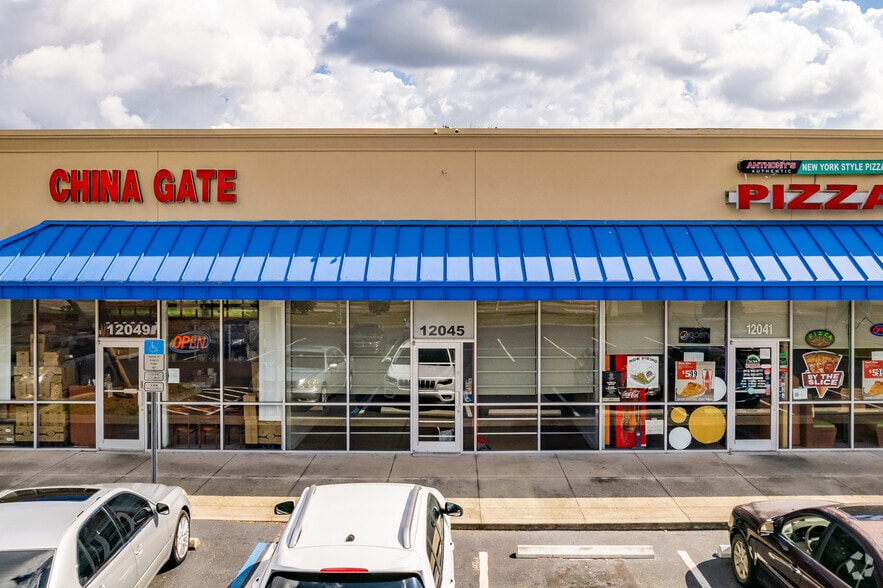 More Photos Of 12041-12059 Anderson Rd, Tampa Storefront For Lease
