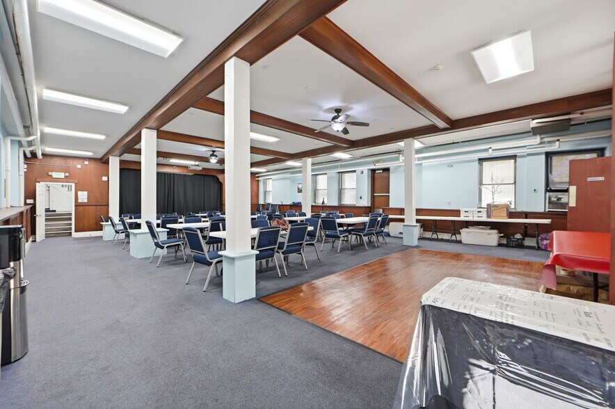 More Photos Of 401-407 N Patterson Park Ave, Baltimore Religious Facility For Sale