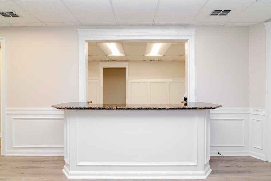 More Photos Of 3205 W Waters Ave, Tampa Medical For Sale