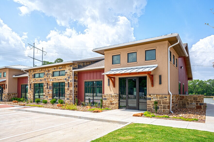 More Photos Of 2643 S Loop 336 W, Conroe Unknown For Lease