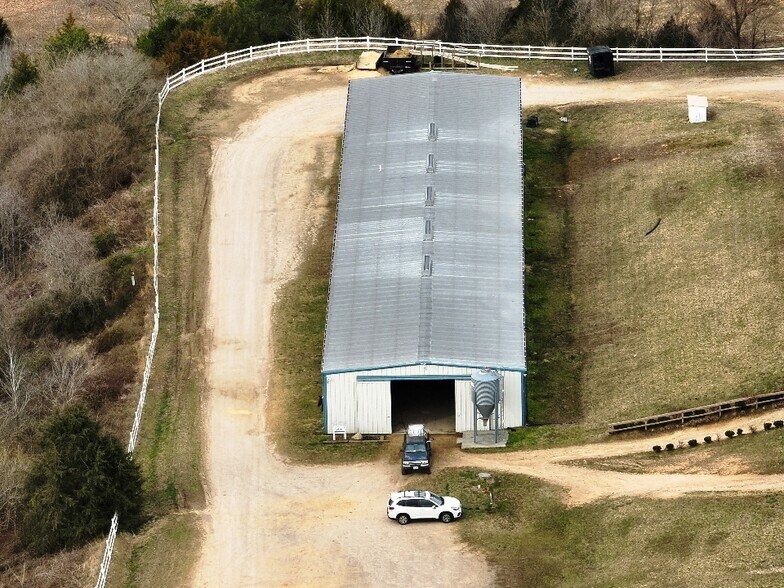 More Photos Of 12310 Gammon rd, Providence Horse Stables For Sale