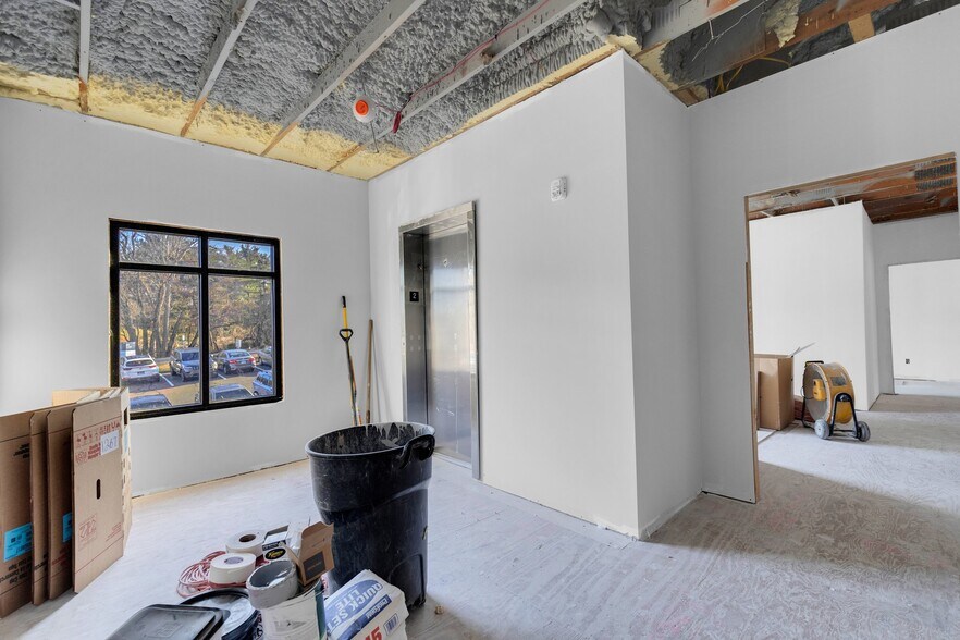 More Photos Of 737 Bridgeport Ave, Shelton Storefront For Lease