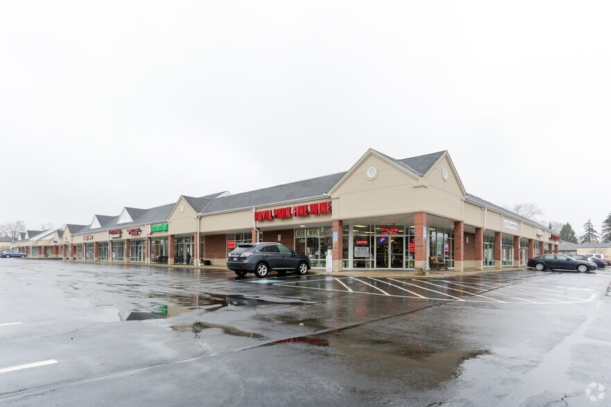 More Photos Of 17608 Pearl Rd, Strongsville Unknown For Lease