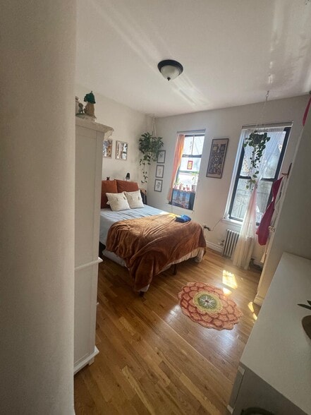 More Photos Of 576 39th St, Brooklyn Apartments For Sale