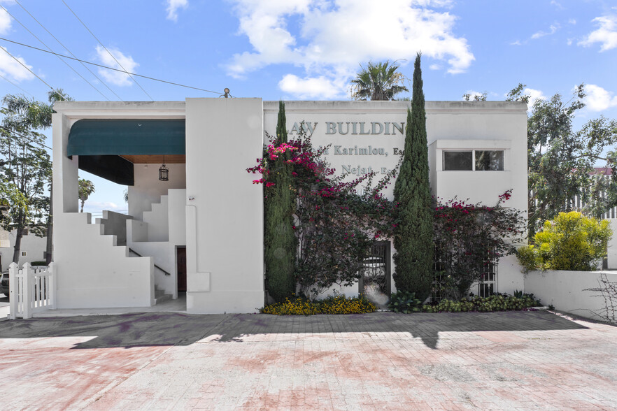 Primary Photo Of 444 W 10th St, Santa Ana Medical For Sale